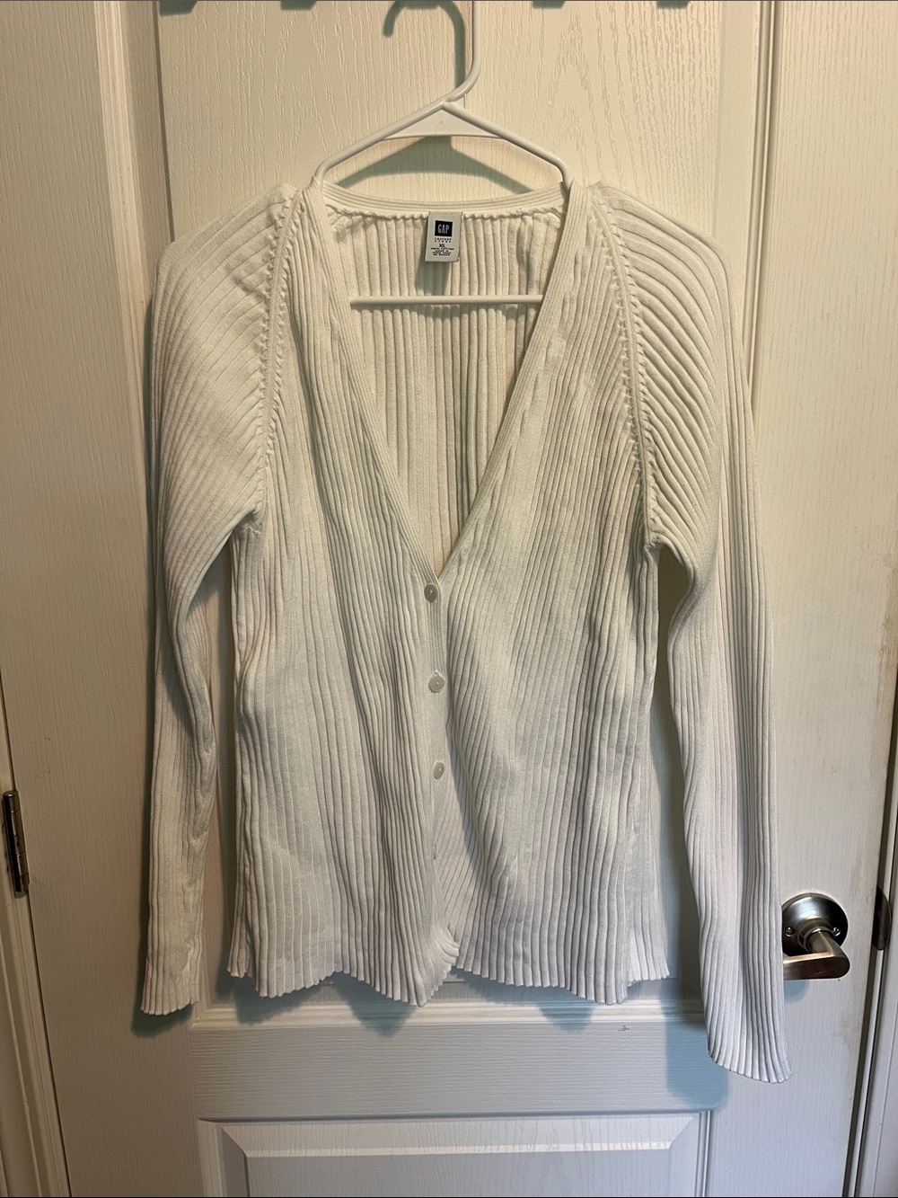 GAP Cream Ribbed V-Neck Button Cardigan